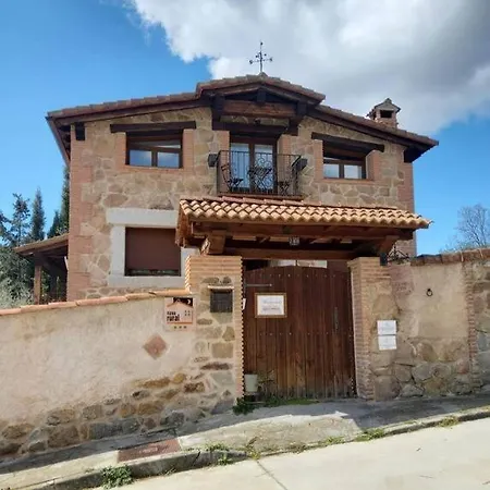 Casa Rural Con Piscina El Rincon De Abril