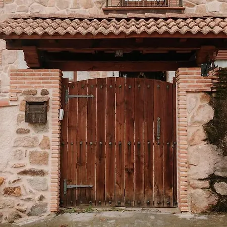 Casa Rural Con Piscina El Rincon De Abril Casa vacanze Piedralaves