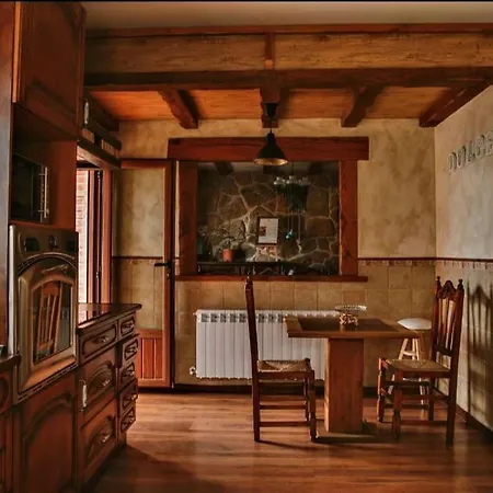 Casa Rural Con Piscina El Rincon De Abril Piedralaves